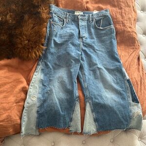 FREE PEOPLE CROP FLARE JEANS size 31